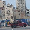 نقل تمثالين أسدين يثير الجدل بالإسكندرية