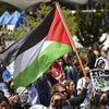 انطلاق مسيرة «تضامنًا مع غزة» أمام البرلمان البريطاني