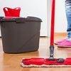 خطوات تنظيف أرضيات المنزل 