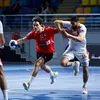 يد الأهلي والزمالك 