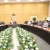 وزير الصناعة والنقل 