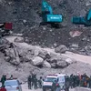 انهيار صخري في إندونيسيا