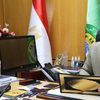 اللواء اكرم جلال محافظ الإسماعيلية في إتقالا هاتفياً بالطلاب  