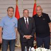 محافظ بورسعيد يستقبل مجلس إدارة النادي المصري ويُرحب بالمدير الفني الجديد الكابتن نبيل الكوكي