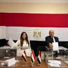 السفير المصري وزوجتة قي النرويج