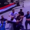 لحظة الاعتداء على وكيل مرشح حزب النور 