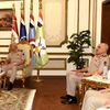 وزير الدفاع والإنتاج الحربي يلتقي وزير دفاع جمهورية جامبيا لمناقشة سبل دعم علاقات التعاون العسكري 