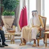أمير قطر ووزير الخارجية