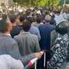 توافد مرشحي البرلمان في اليوم الأول 