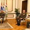 الفريق أول عبد المجيد صقر يلتقي وزير الدفاع الكونغولي لبحث تعزيز التعاون العسكري