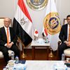 وزير الصناعة والسفير اليابانى