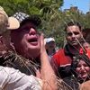 حمو بيكا في جنازة والده