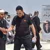 مصطفى قمر من جنازة هاني شاكر 