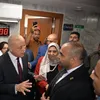 الافتتاح 