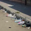 تراكمات للقمامة بالشوارع