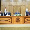 محافظ قنا