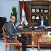 محافظ قنا ووكيل وزارة الصحة 