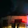 الحماية المدنية ببورسعيد تكثف جهودها للسيطرة على حريق بمخازن خلف حرفيين زرزارة بـ&laquo;حي الضواحي&raquo;