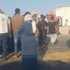 بينهم طفل.. إصابة 16 عاملا في انقلاب سيارة ربع نقل على محور 30 يونيو