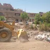 جانب من رفع المخلفات 