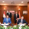 وزير الشباب والرياضة ومحافظ بورسعيد يوقعان بروتوكولاً لاستغلال أراضي مراكز الشباب