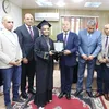 محافظ القاهرة يكرم 15 من أوائل خريجات التمريض