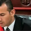 القاضي المزيف