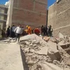 جانب من انهيار العقار