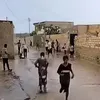 فرحة أطفال السلوم بنزل المطر 