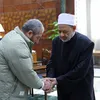  شيخ الأزهر يستقبل أسرتي طالبي معهد دنوشر المتوفيين ويطمئن على الطالب المصاب