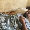 دهسته سيارة أثناء عمله وبُترت قدمه.. عامل نظافة ببورسعيد يروي مأساته ويطالب بتأمين حياة أسرته"  