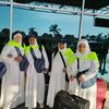 سافروا لأداء العمرة مجاناً.. محافظ بورسعيد يودّع 5 من أبناء المحافظة المتوجهين لأداء العمرة بدعم "تحيا مصر