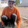 "نصيبه من اسمه"..صابر.. من "سيد التنجيد" بالقاهرة إلى  عامل نظافة ببورسعيد: قصة كفاح تحت الشمس
