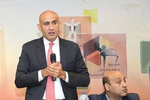 محمد عبد اللطيف وزير التربية والتعليم 