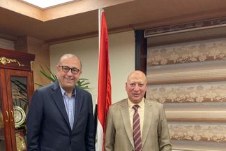  رئيس الغرفة التجارية المصرية ببورسعيد ورئيس مصلحة الضرائب المصرية 