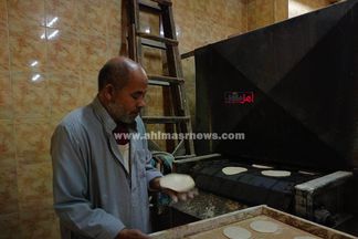 مهنة الخباز.. مهن شاقة في نهار رمضان 