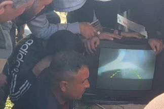 محاولات إنقاذ الطفل