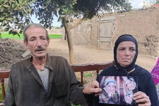 اسرة الضحية نورا