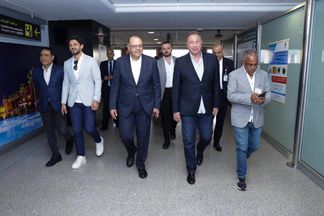 سفير مصر يستقبل بعثة الأهلي 