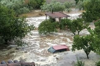 فيضانات كينيا