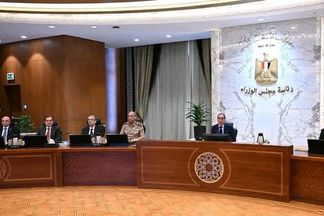 رئيس الوزراء يوجه الشكر  لمحافظ بورسعيد على الجهود المبذولة التي لمسها خلال جولته بالمنطقة الصناعية