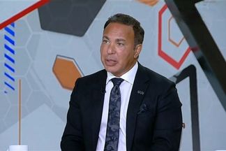 أيمن يونس 