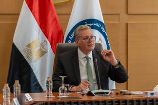 وزير البترول