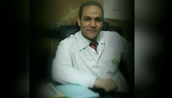 دكتور محمد عفيفي غانم اخصائى الأمراض الجلدية والتناسلية والع
