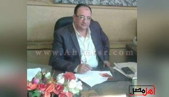  الدكتور مصطفي خليل مدير إدارة طامية التعليمية بمحافظة الفيو