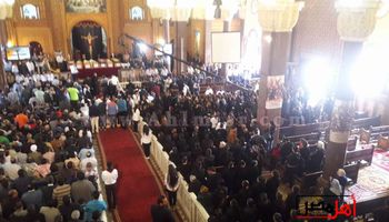 صلاة الجنازة على جثامين ضحايا تفجير كنيسة مار مرقس بالإسكندر