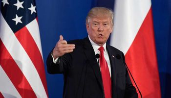  الرئيس الأمريكي، دونالد ترامب