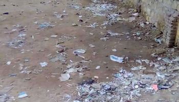 انتشار القمامة بمحيط مركز شباب منية الحيط بالفيوم