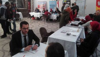 معرض ومؤتمر توظيف لشباب العلميين