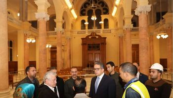 جولة وزير الآثار بالمعبد اليهودي وأماكن أثرية في الإسكندرية